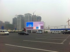 都市大门的入口，不一样的传媒呈现